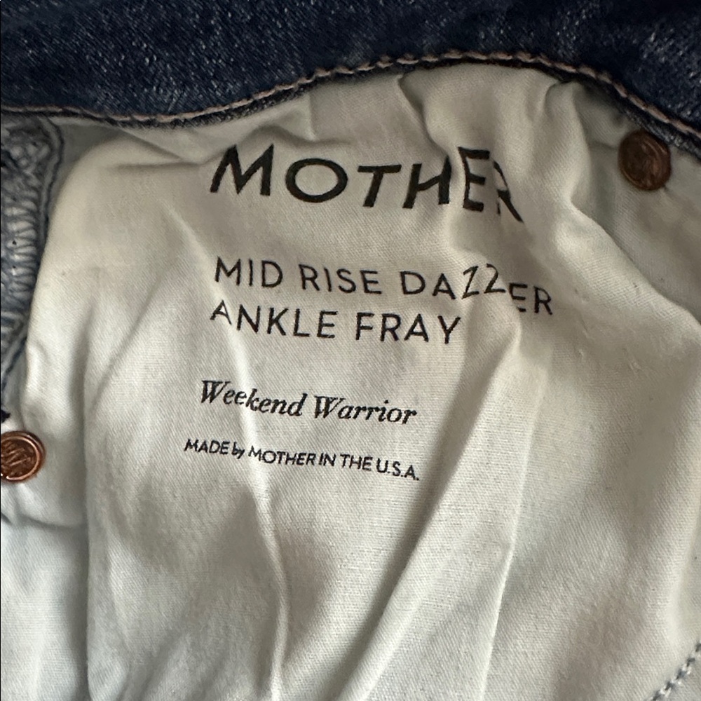 MOTHER mid rise dazzler in weekend warrior 
size 26 - Picture 5 of 8